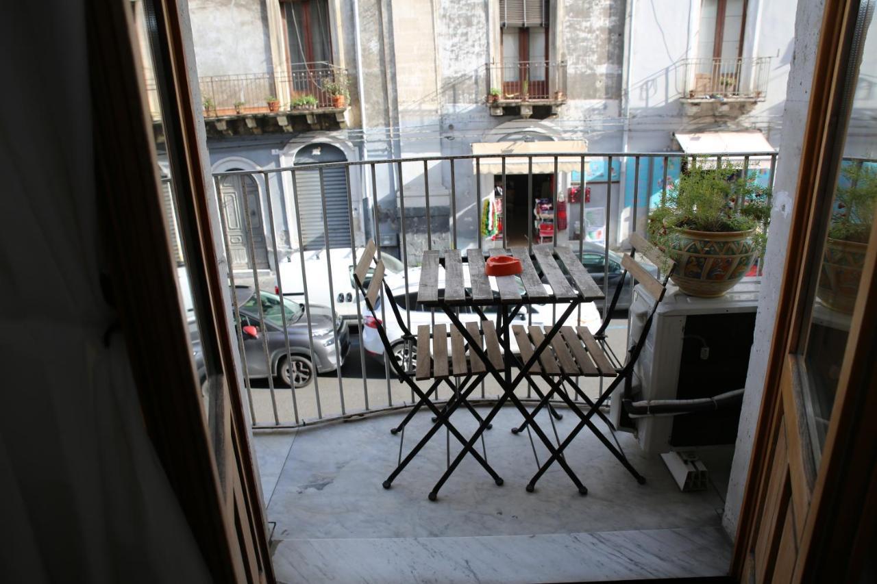 Uzeda Inn Apartment كاتانيا المظهر الخارجي الصورة